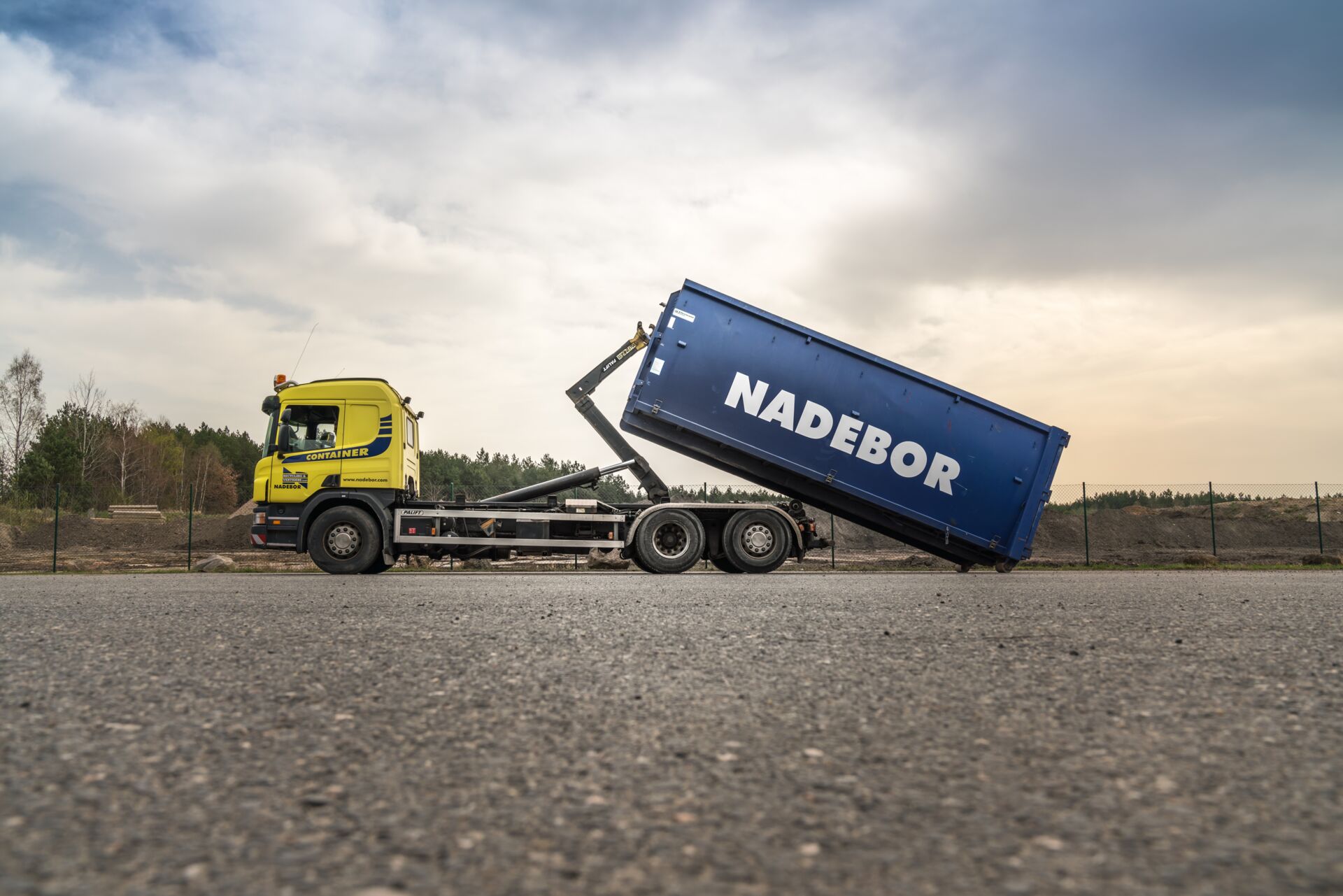 Nadebor Recycling & Vertriebs GmbH in Weißwasser und Umgebung Flotte